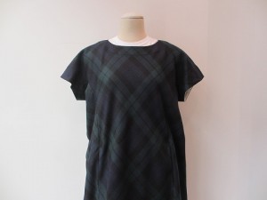 tricot : ワンピース ￥61560 (緑/紺×緑/白)