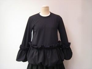 コムコム : Ｔシャツ ￥37400