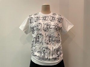 tao : Tシャツ ¥26400 tao : Tシャツ ¥26400