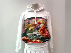 コムコム : Tシャツ ¥40700 コムコム : Tシャツ ¥40700